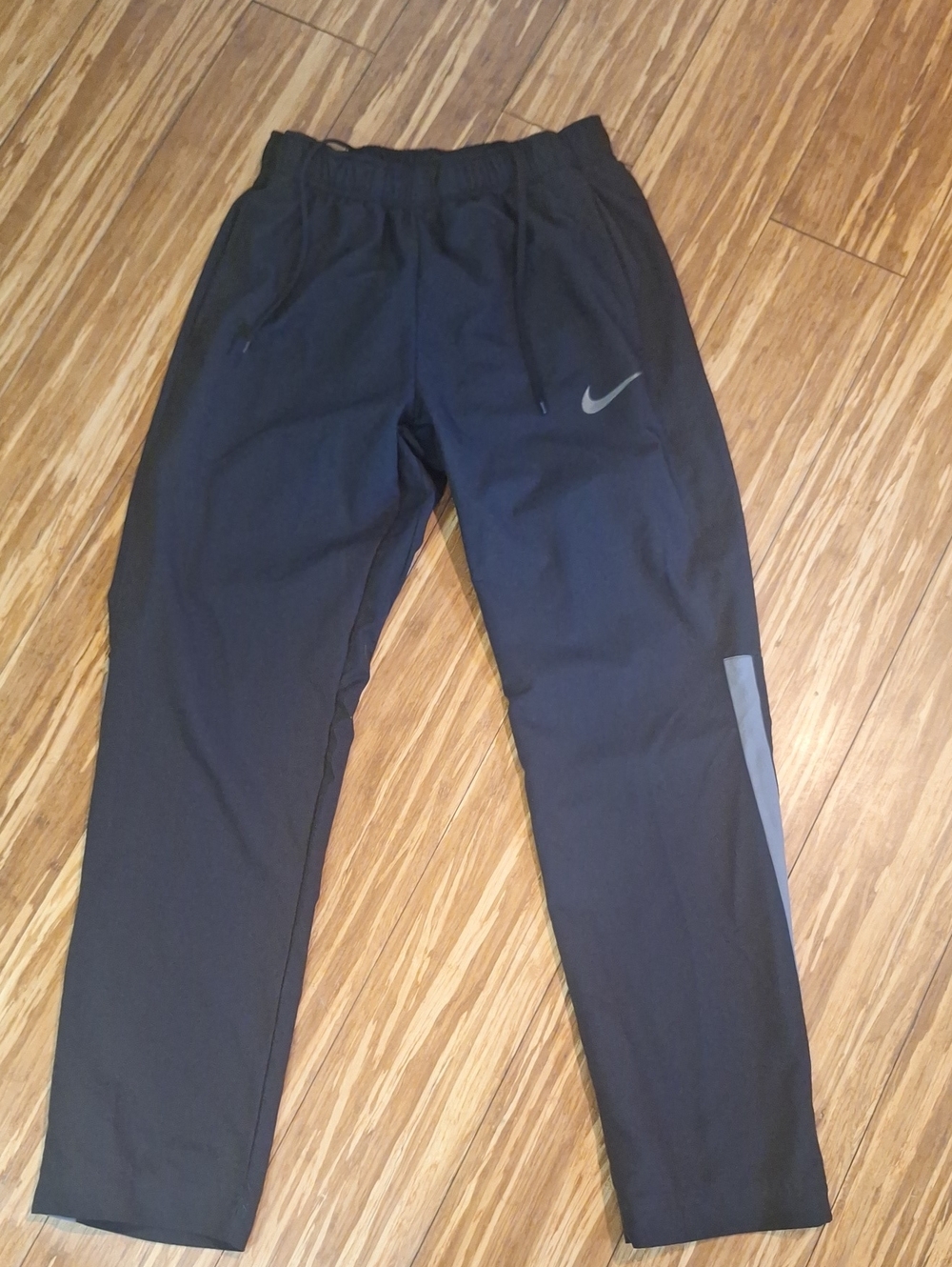 Nike Mens Medium Black And Gray Steipe Athletic Pants NWOT